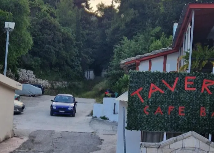 Rena * Ágios Pétros